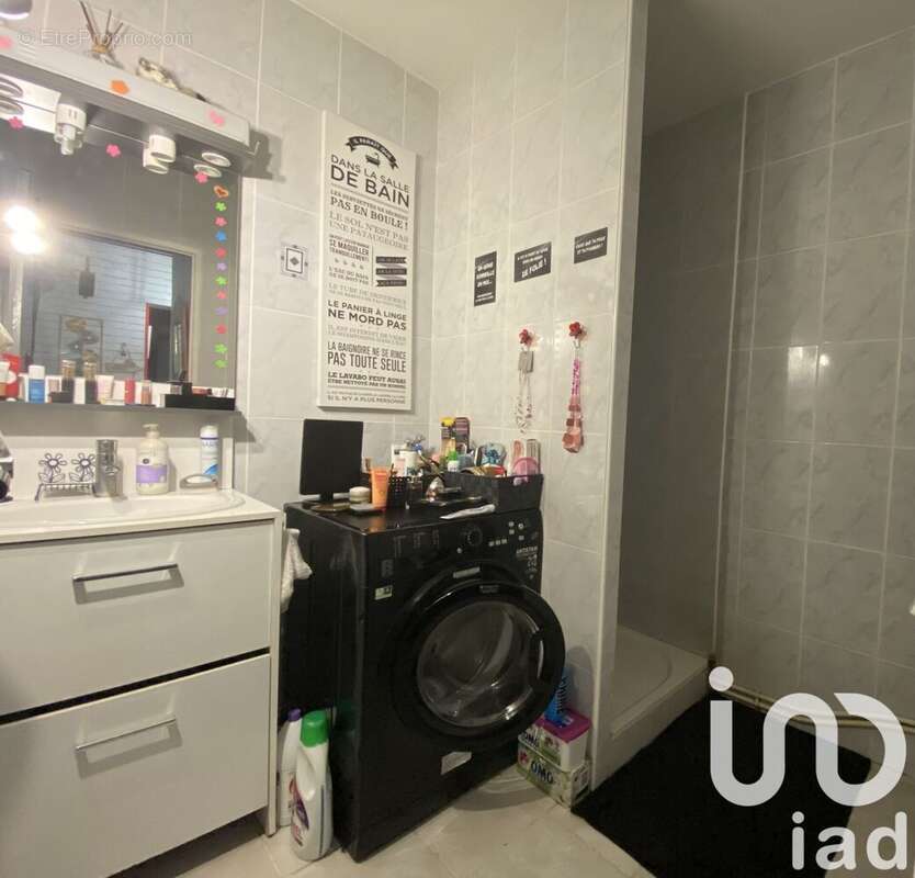 Appartement 81 m² à Combs-La-Ville  - photo 8