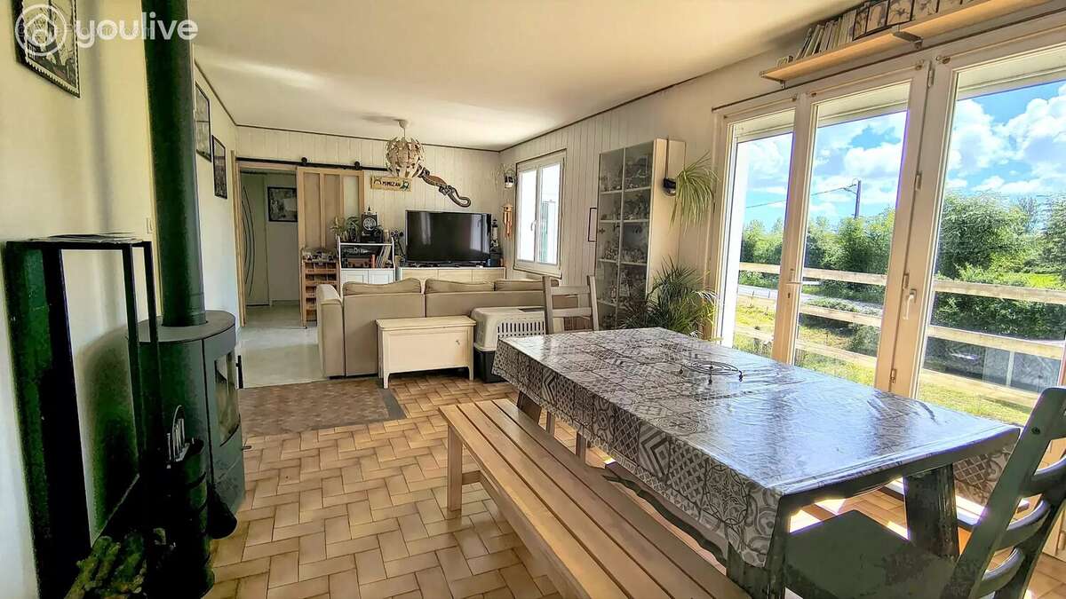 Maison à COMMEQUIERS