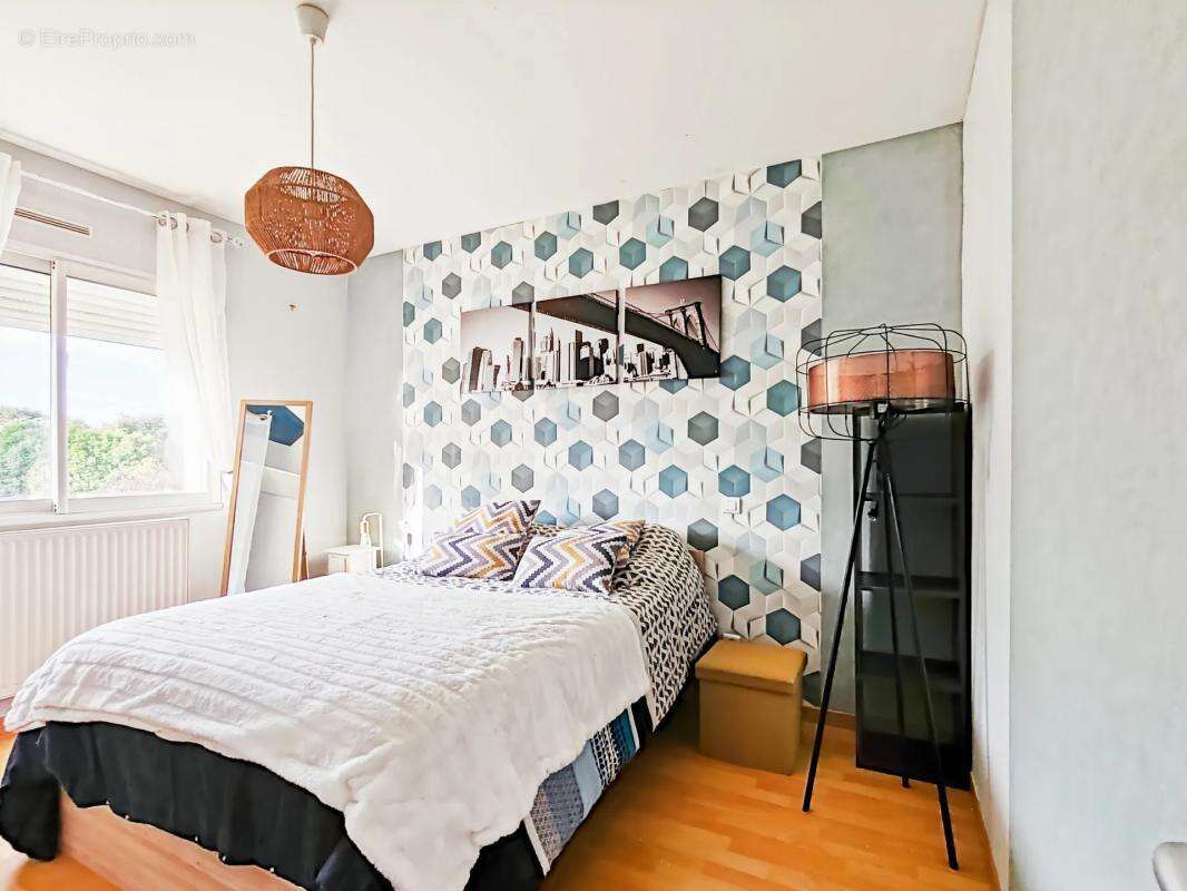 Maison à CHANTELOUP-LES-BOIS