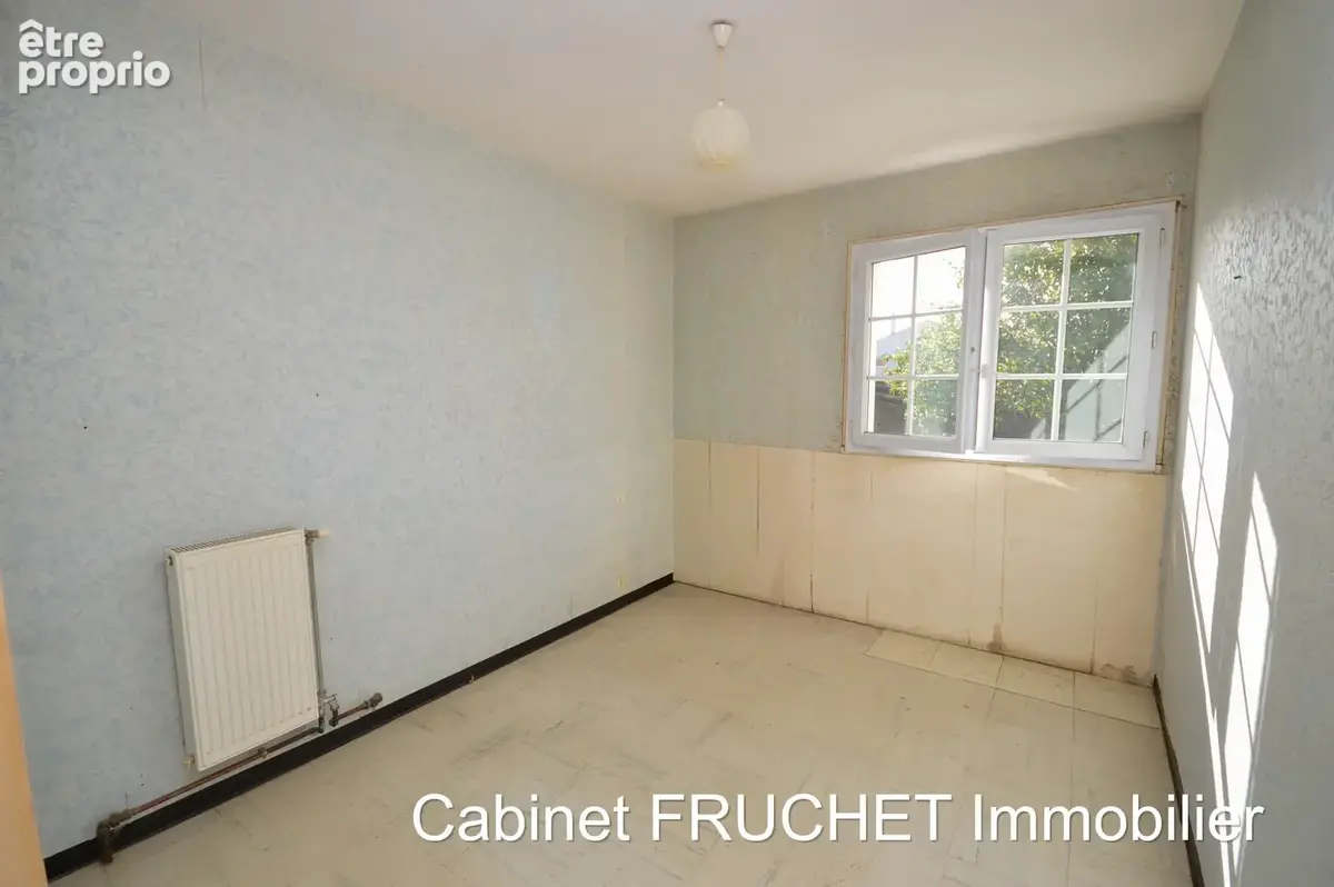 CHANTONNAY - Maison 3 sous-sol, proche centre ville - photo 8