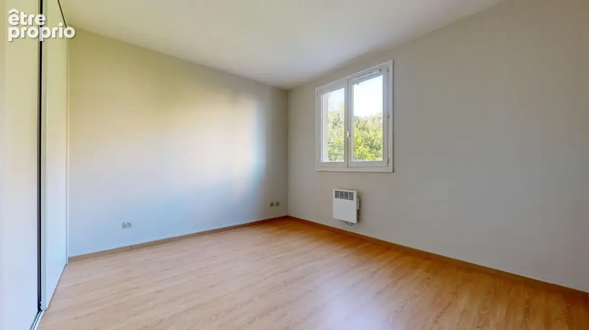ST DIDIER AU MONT D'OR , Centre Village, grand Appartement de 153m², au calme avec vue à180° - photo 7