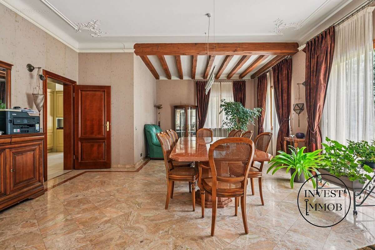 Maison à LOUVECIENNES