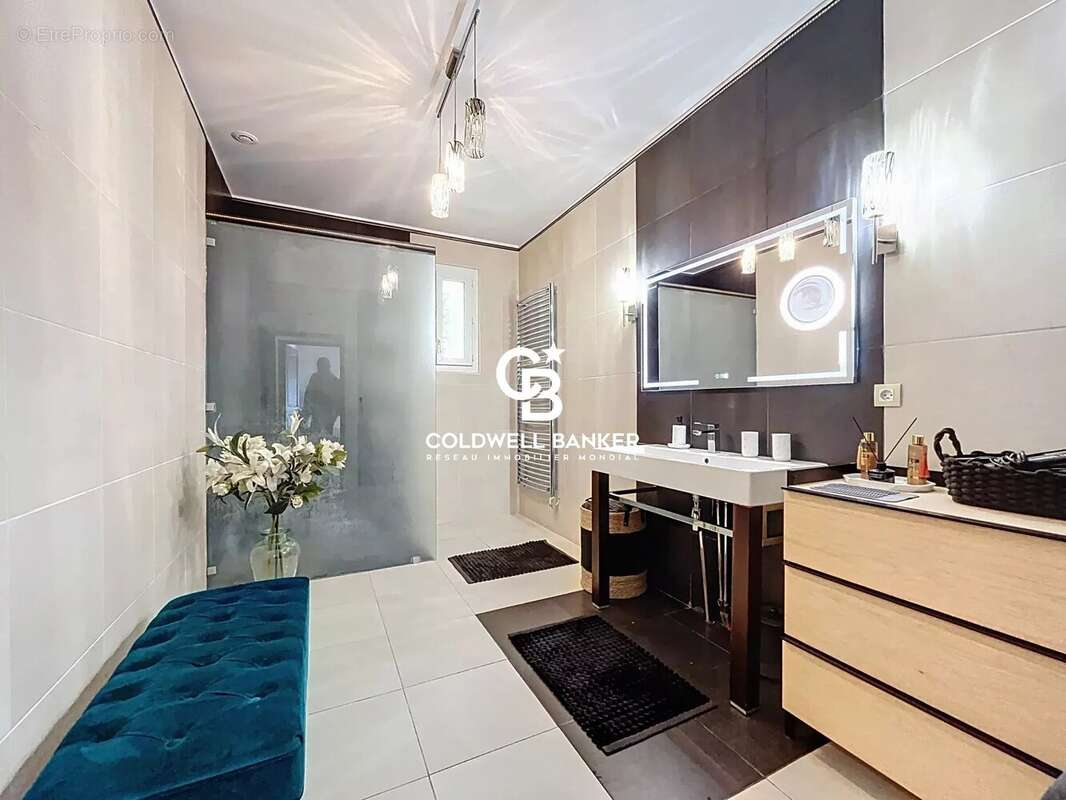 Maison à LA ROCHELLE