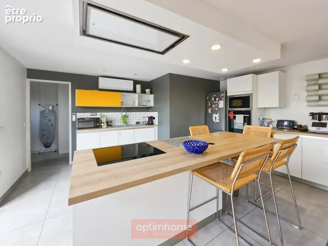 Maison contemporaine - piscine chauffée - 145 m² - expo sud - photo 5