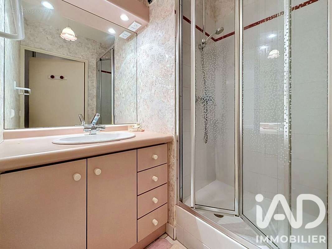 Photo 9 - Appartement à LE PLESSIS-ROBINSON