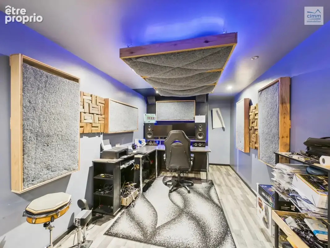 Longère en pierre de 152 m² sur un terrain de 794 m² - photo 17