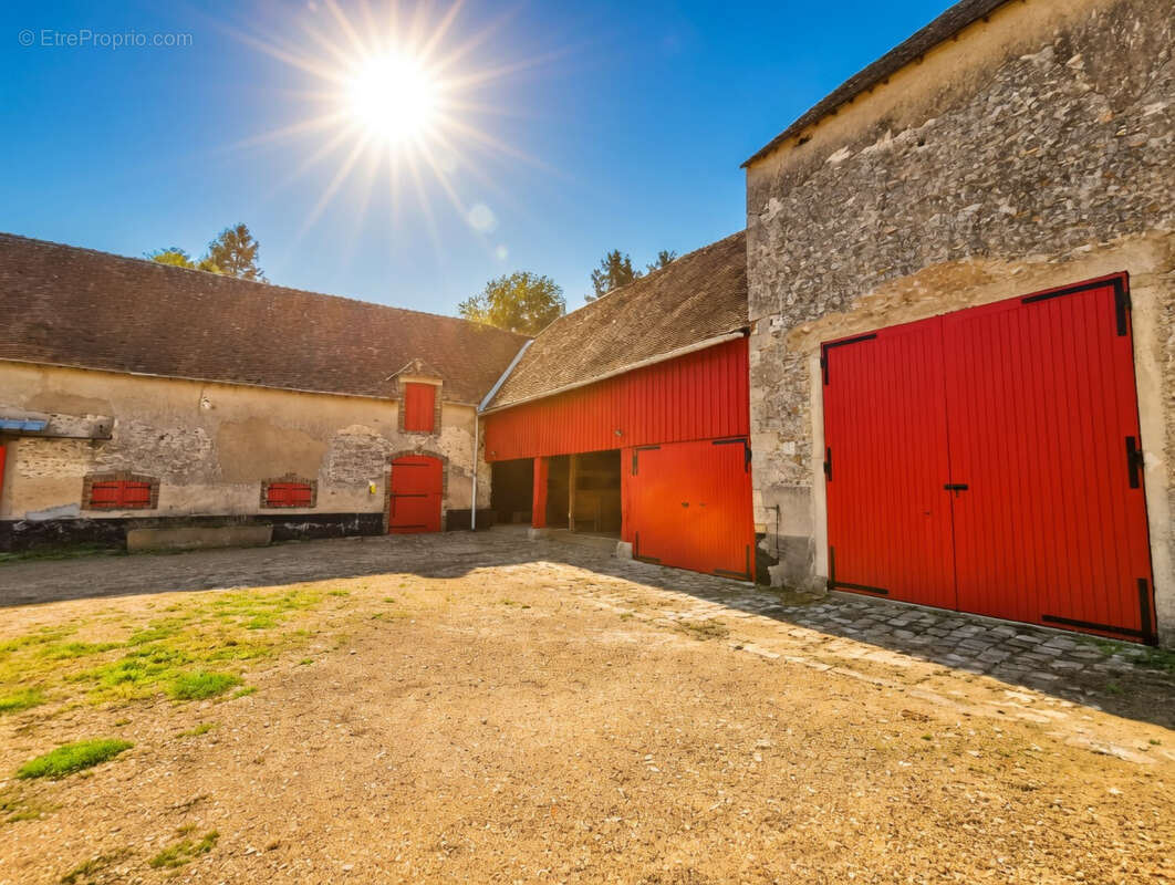 Maison à ECROSNES