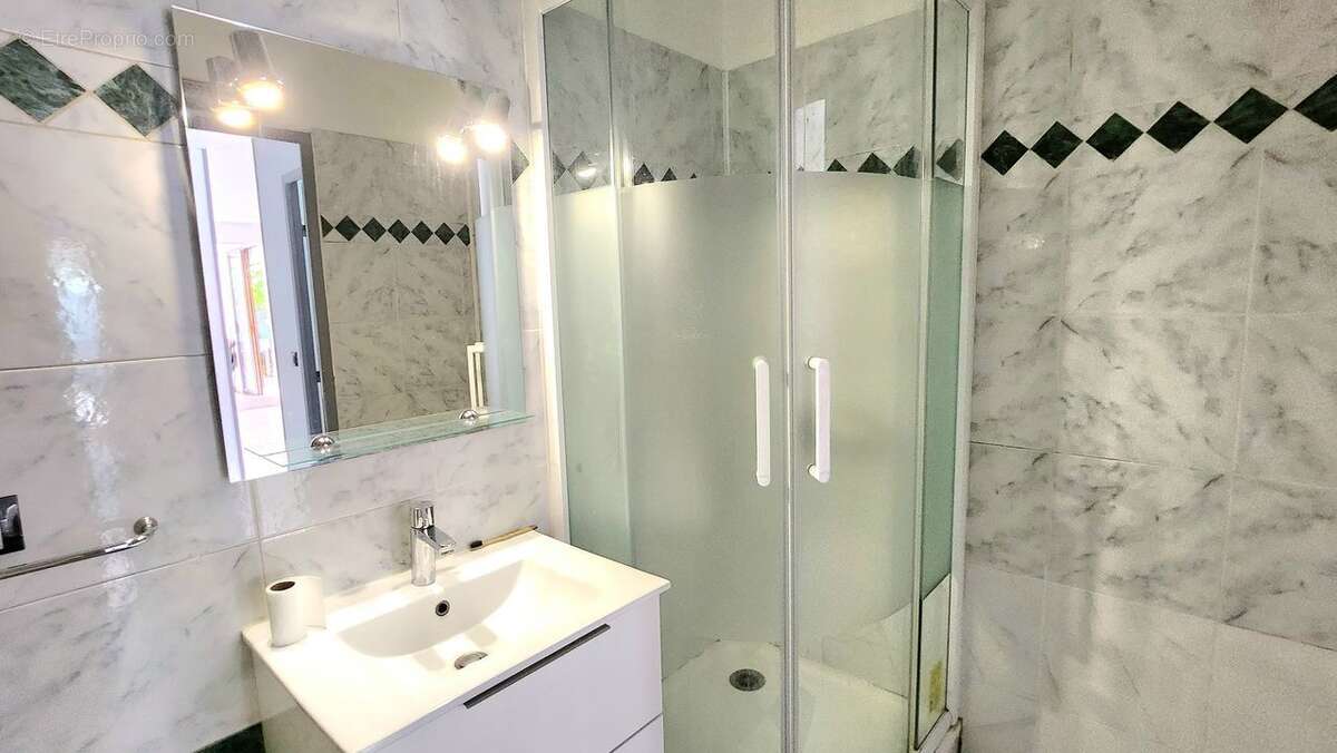 Appartement à PLAN-DE-CUQUES
