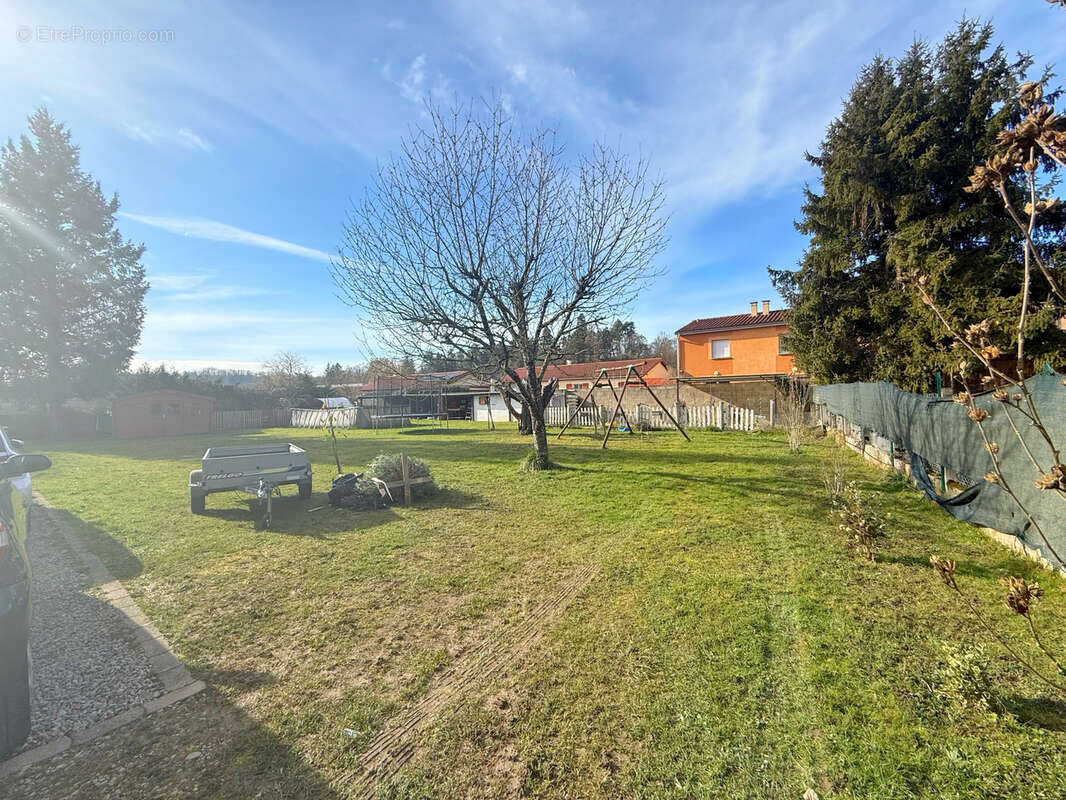 Maison à PRIAY