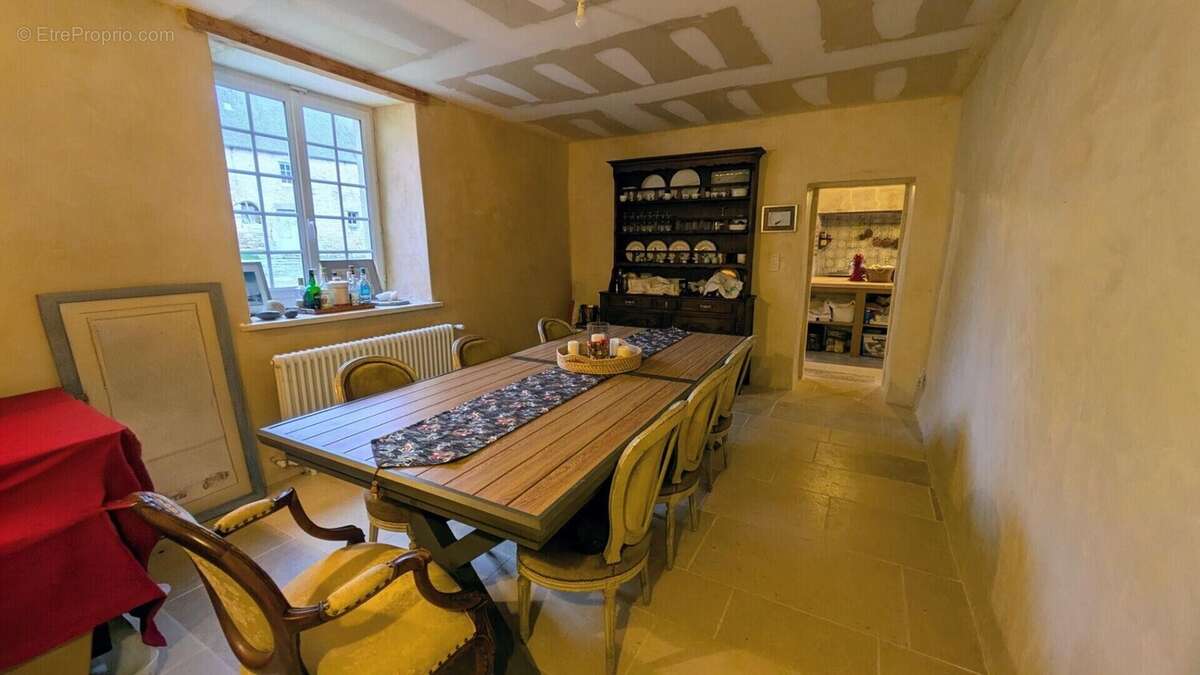 Maison à YVETOT-BOCAGE