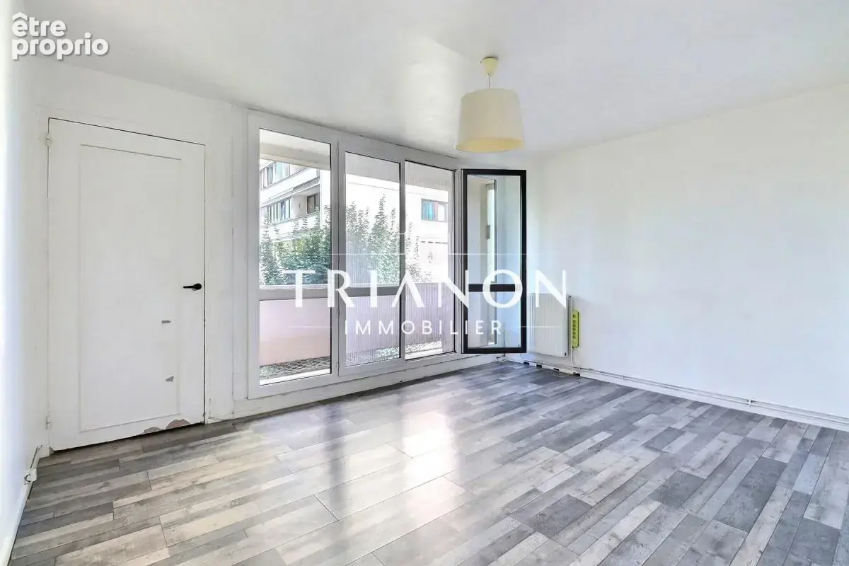 Poissy – T3 avec balcon et fort potentiel - photo 10