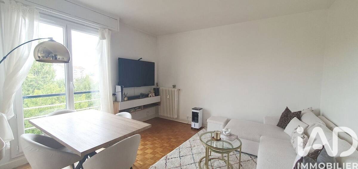 Photo 1 - Appartement à CHATOU