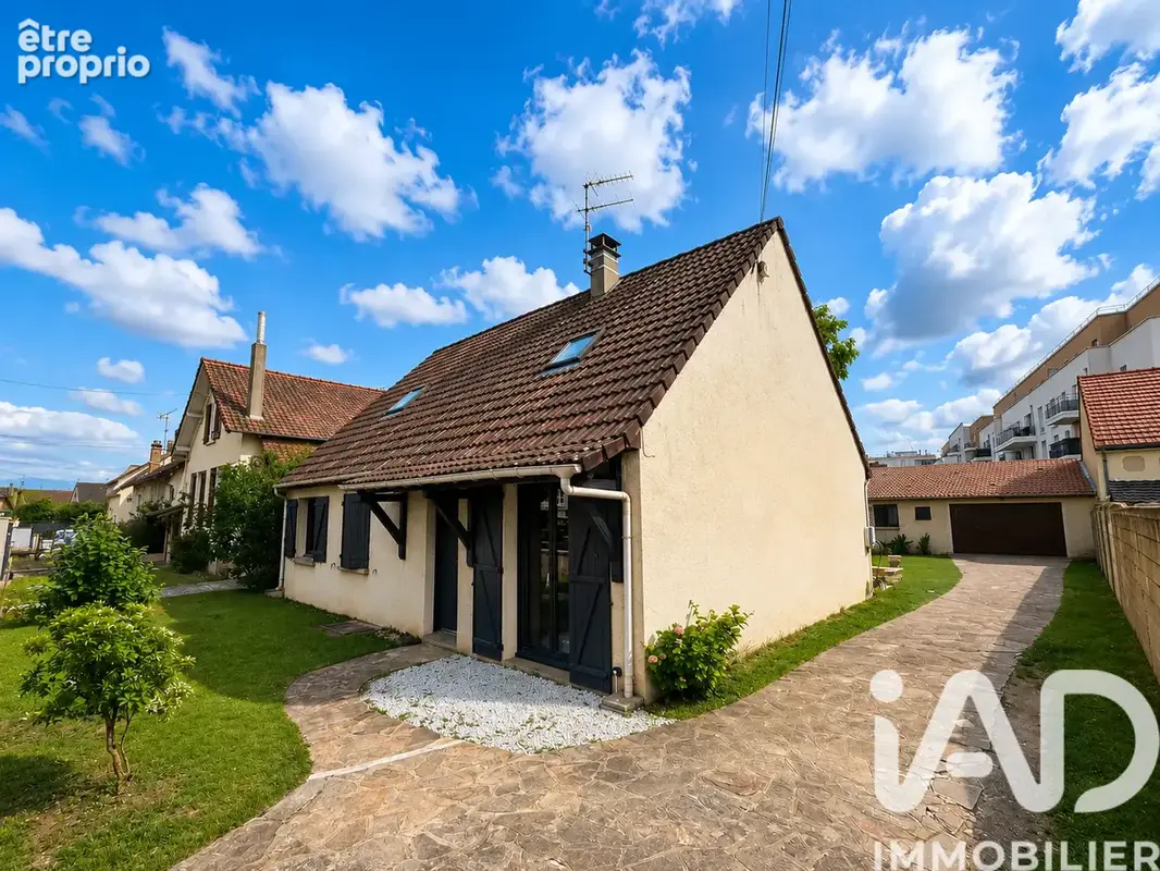 Photo 1 - Maison à TRAPPES