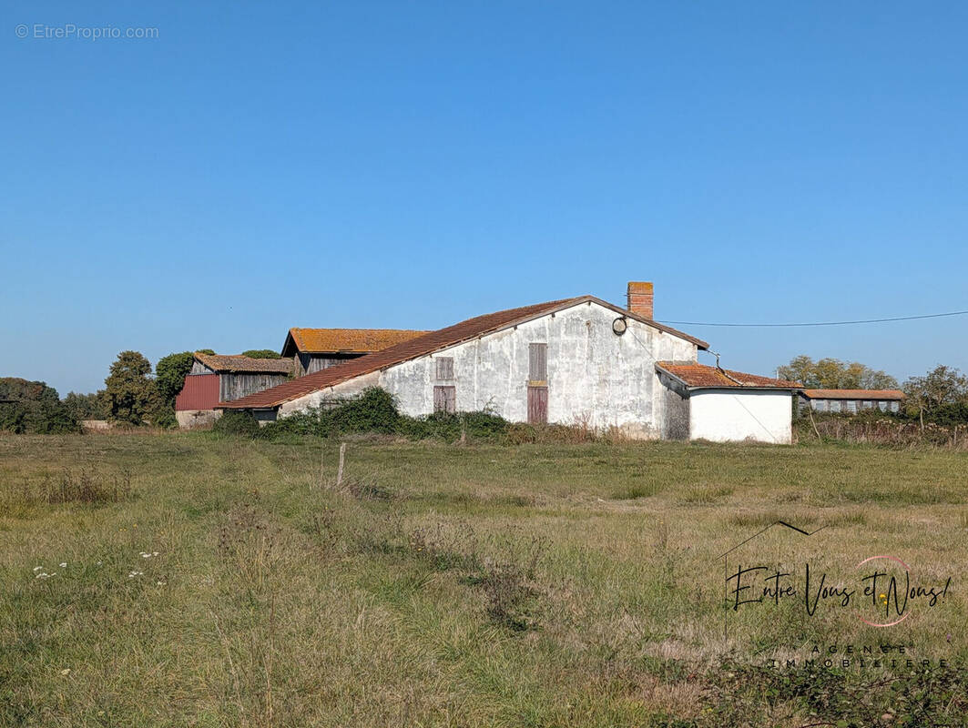 Maison à AILLAS