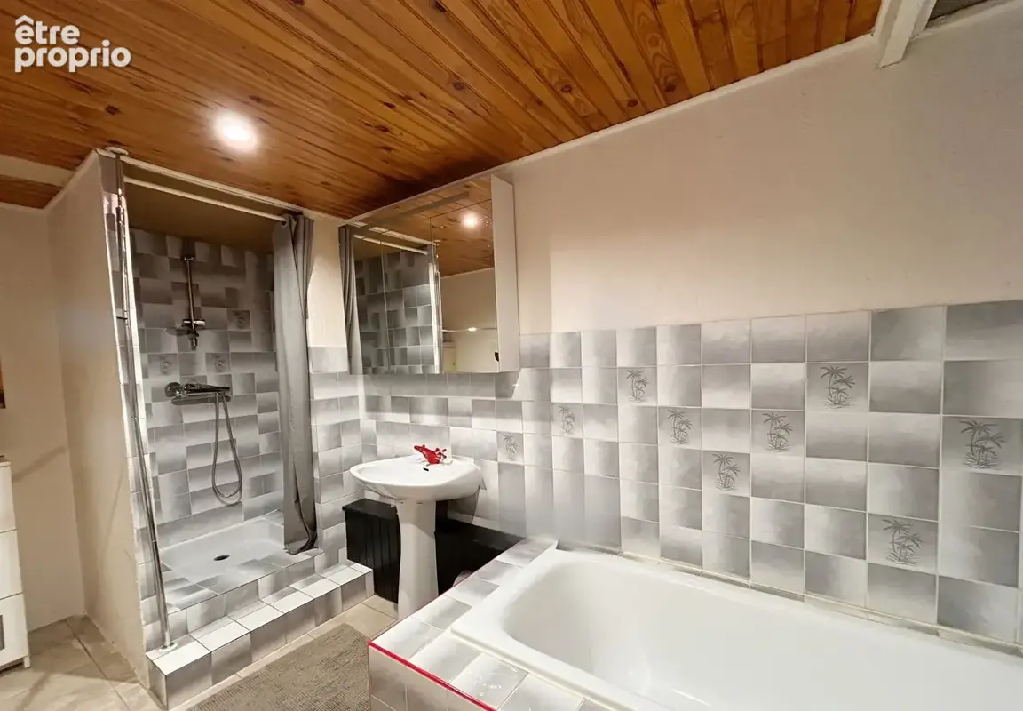 Appartement 5 pièces 170m² à vendre à Chambéon - photo 7