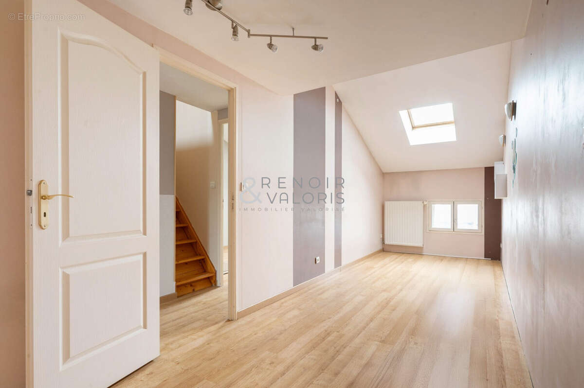 Appartement à VARANGEVILLE