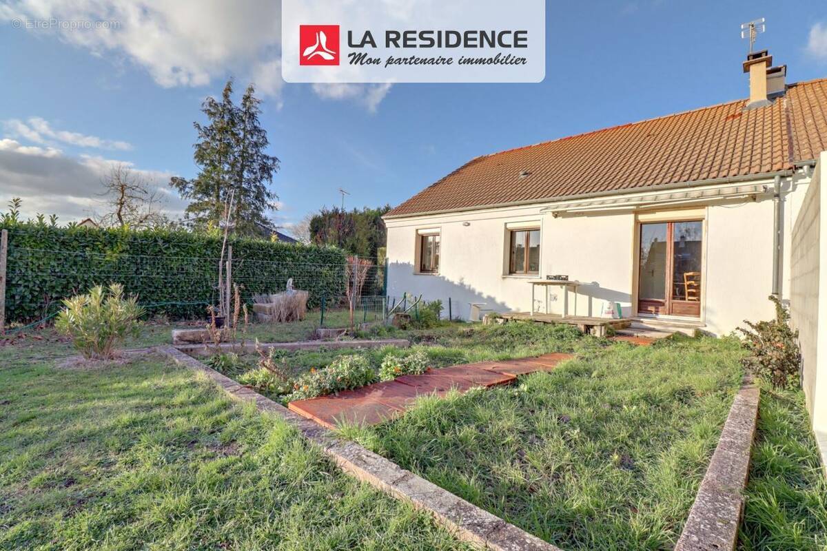 Maison à VILLIERS-SAINT-FREDERIC