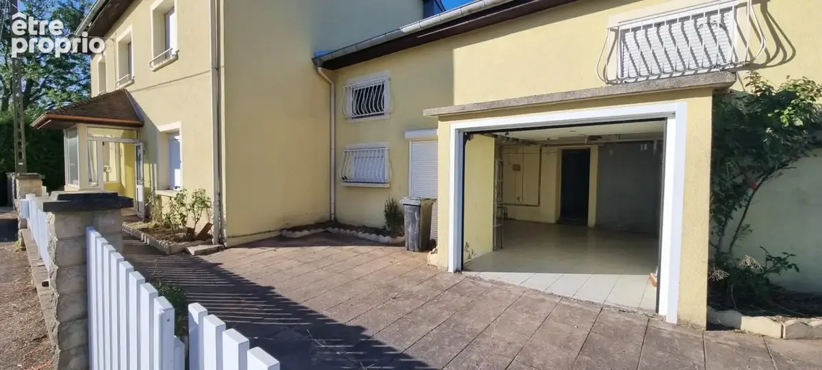 Maison à GIRONCOURT-SUR-VRAINE