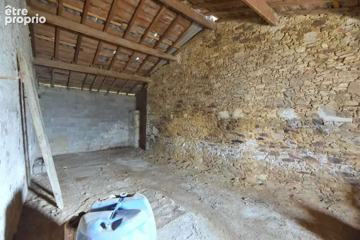 BÂTIMENT à rénover en habitation - LE LANDREAU (44) - photo 5