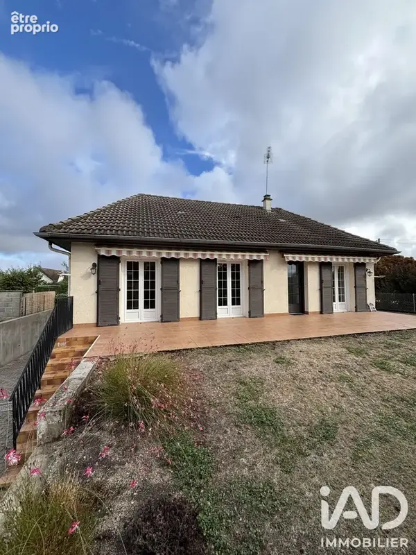 Photo 1 - Maison à YZEURE