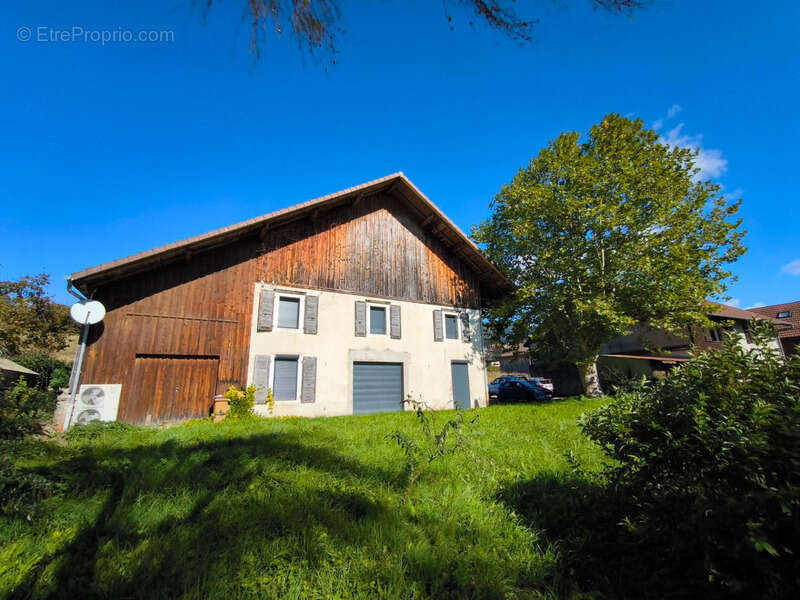 Maison à VIUZ-EN-SALLAZ