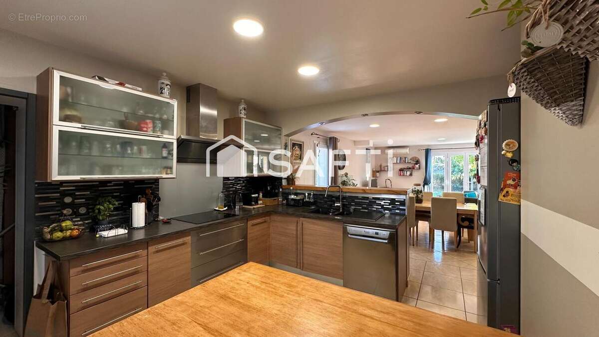 Photo 3 - Maison à SAINT-MAXIMIN-LA-SAINTE-BAUME