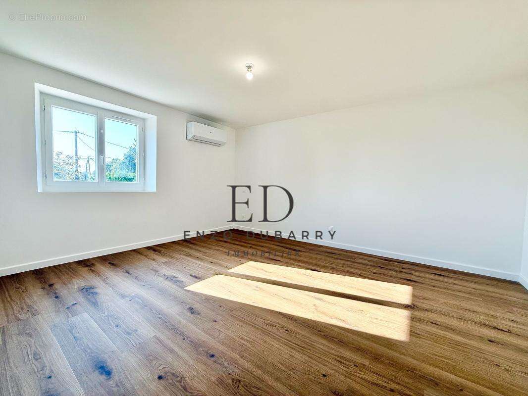 Appartement à LAHONCE