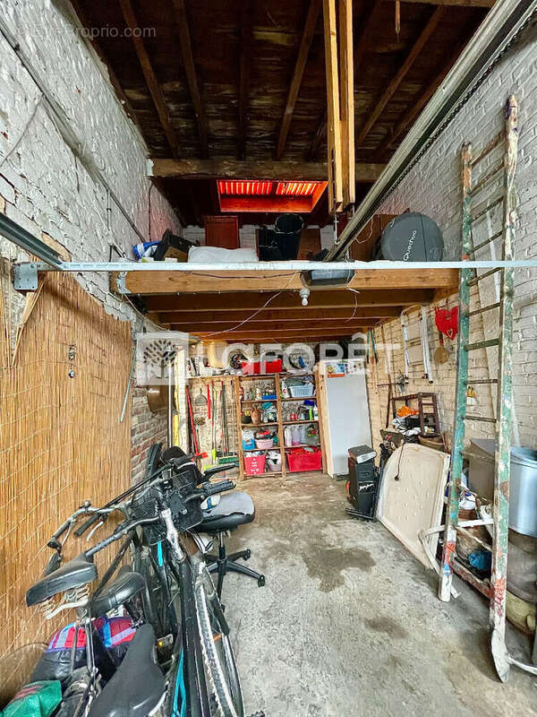 Maison de caractère avec 5 chambres, jardin et deux garages - Rare à la vente - photo 14