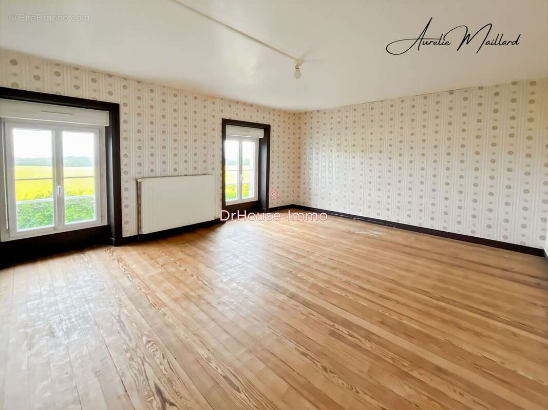 Maison à SAINT-AIGNAN-DE-CRAMESNIL