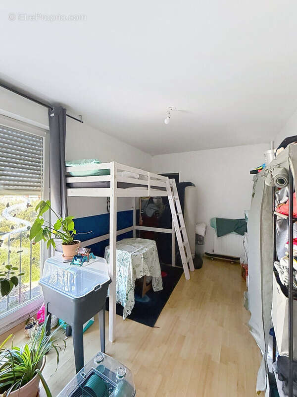 Appartement à VILLENEUVE-LES-AVIGNON