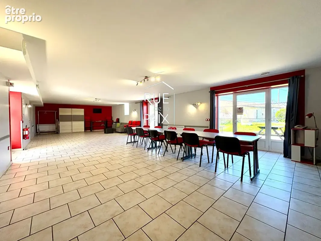 Maison Quincay 9 pièce(s) 308 m2 - photo 2