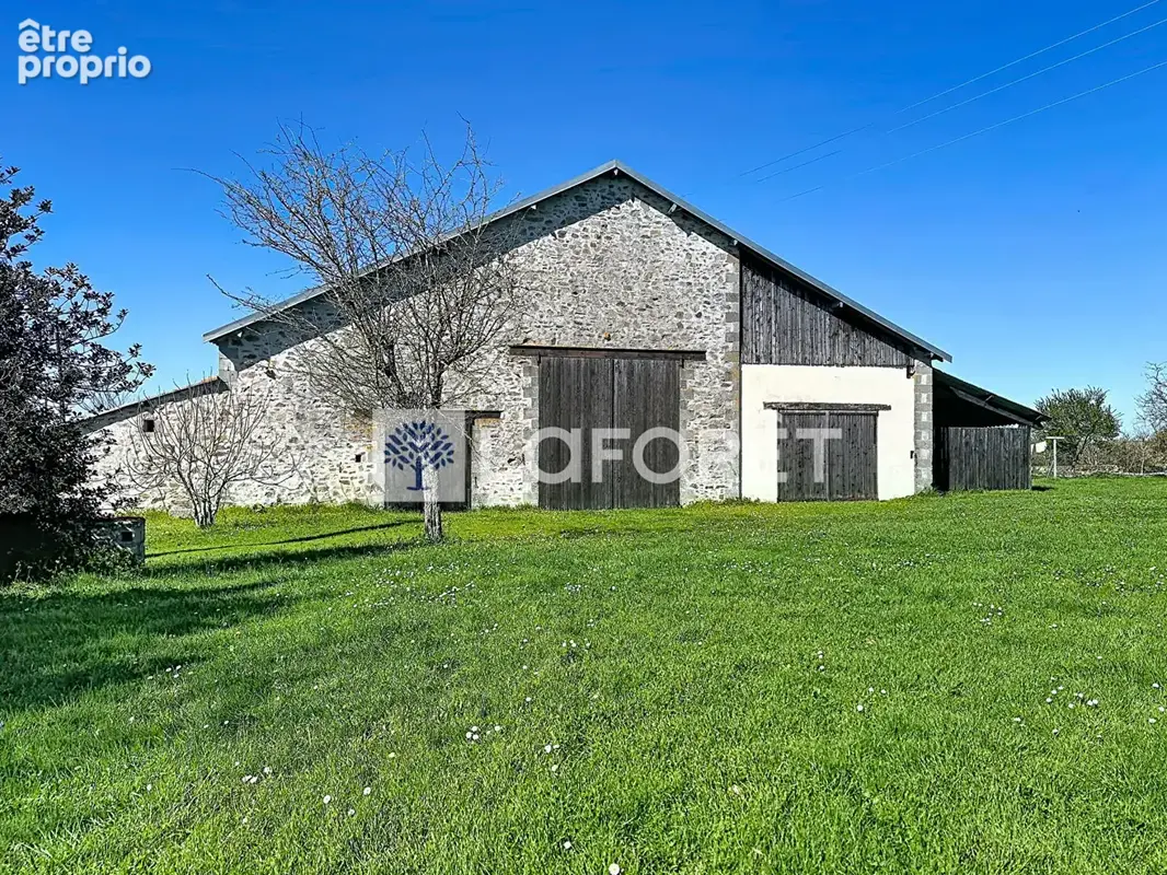 Maison de caractère avec dépendances - photo 19