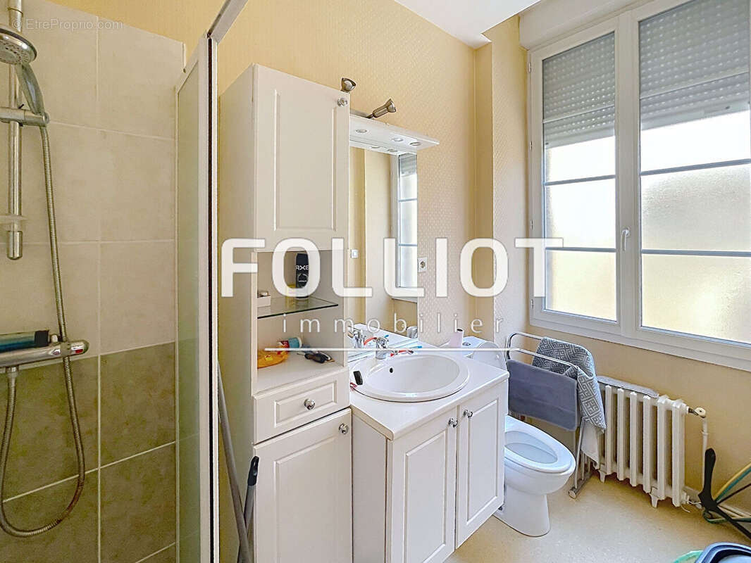 Immeuble de rapport Fougeres - photo 4