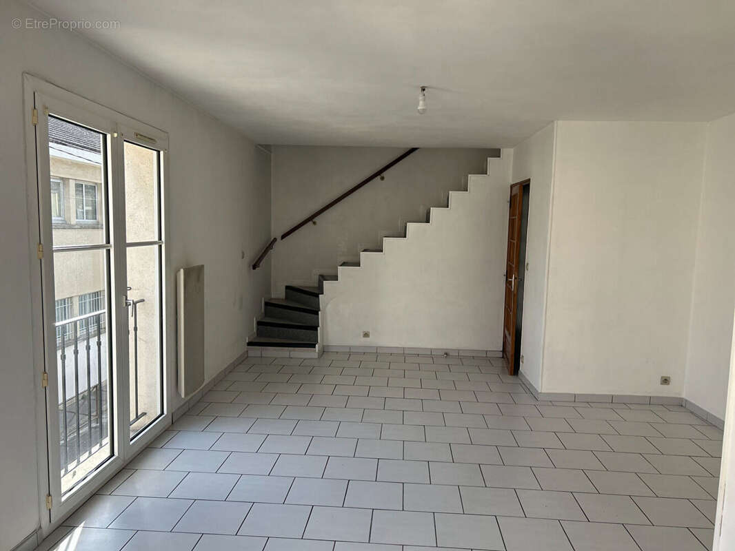 Appartement à MANTES-LA-JOLIE