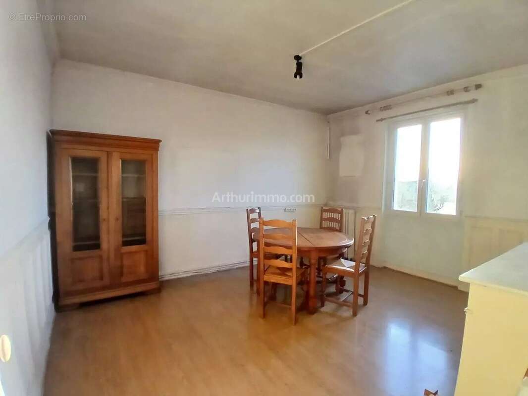 Appartement à VILLENEUVE-SAINT-GEORGES