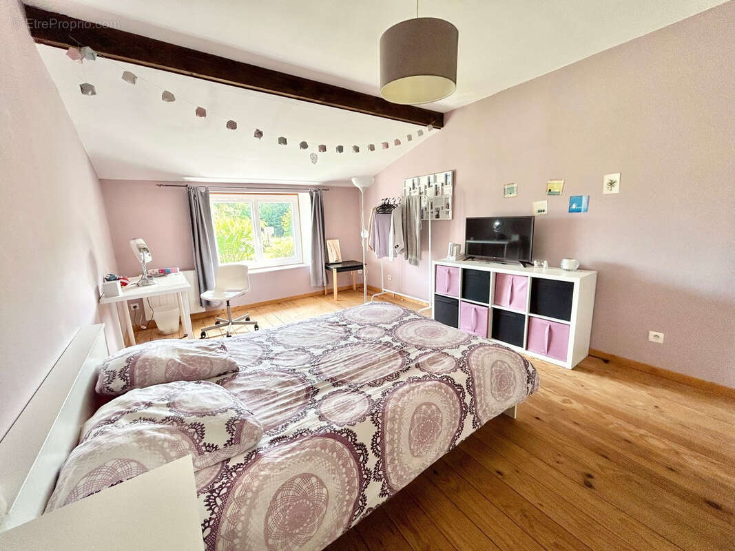 Maison à CASTETS-EN-DORTHE