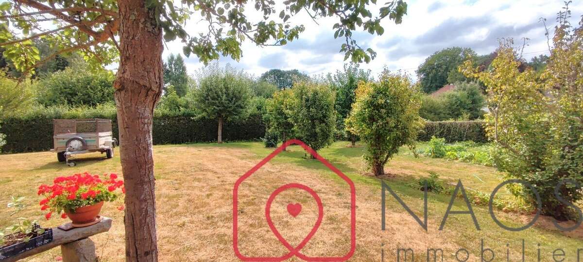 Belle Maison de 135m² 4 Chambres + bureau + Sous-sol complet + 1500m² de terrain. - photo 2