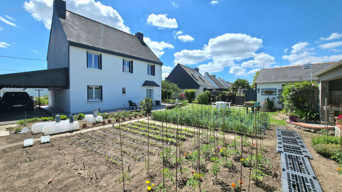 Maison à TRIGNAC