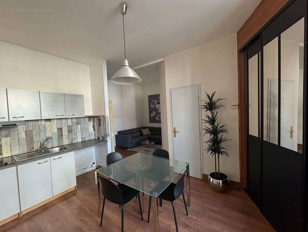 Appartement à BORDEAUX