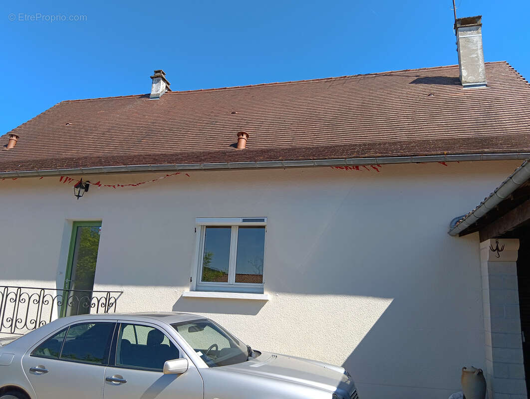 Maison sur sous sol de 99.6 m2 avec annexes - photo 4