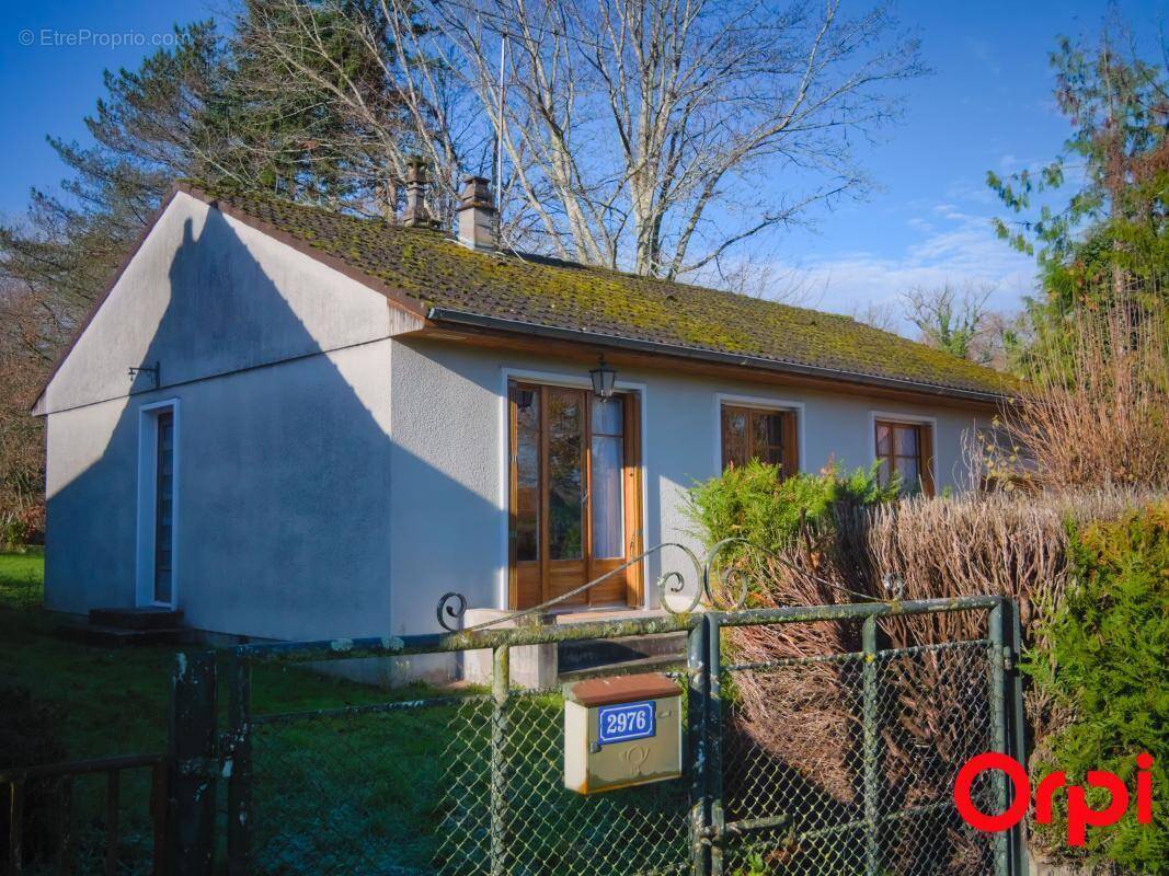 Maison à ISLE-ET-BARDAIS