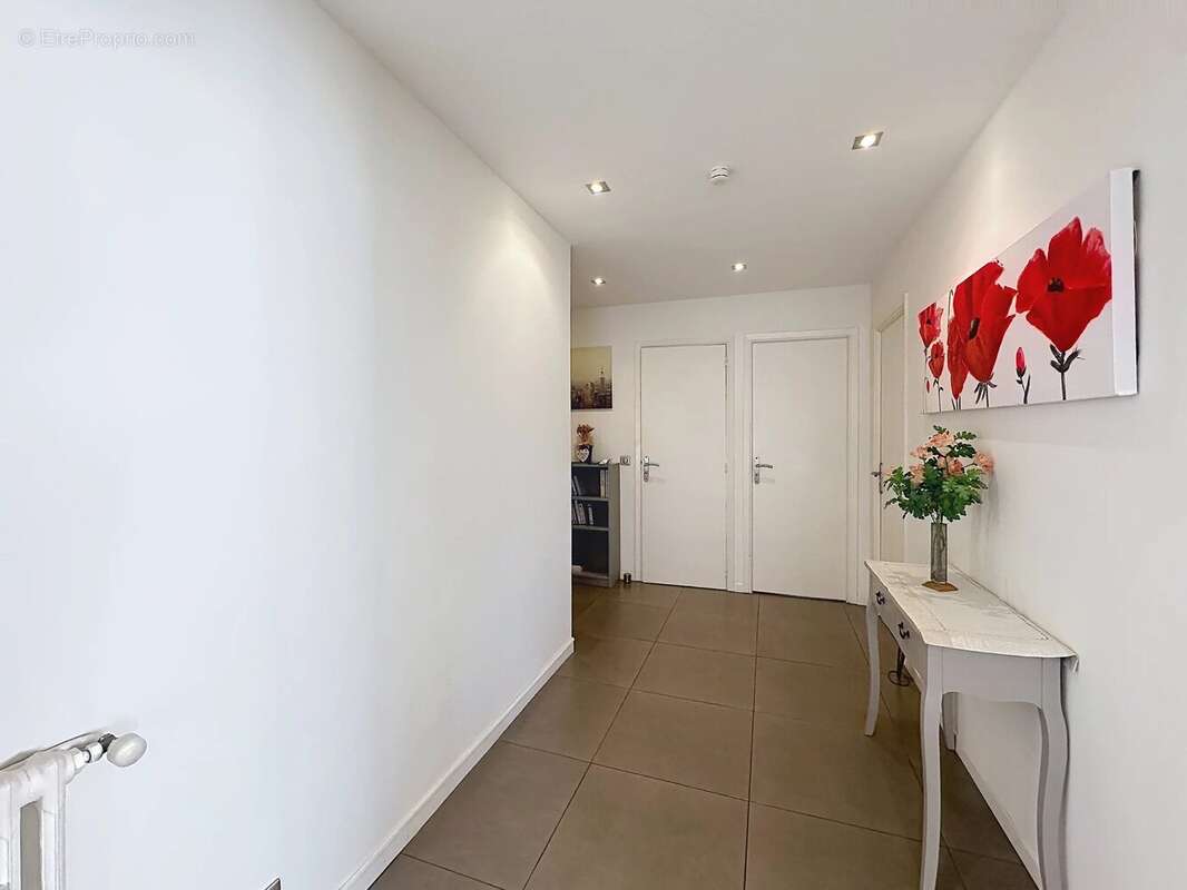 Appartement à LE CANNET