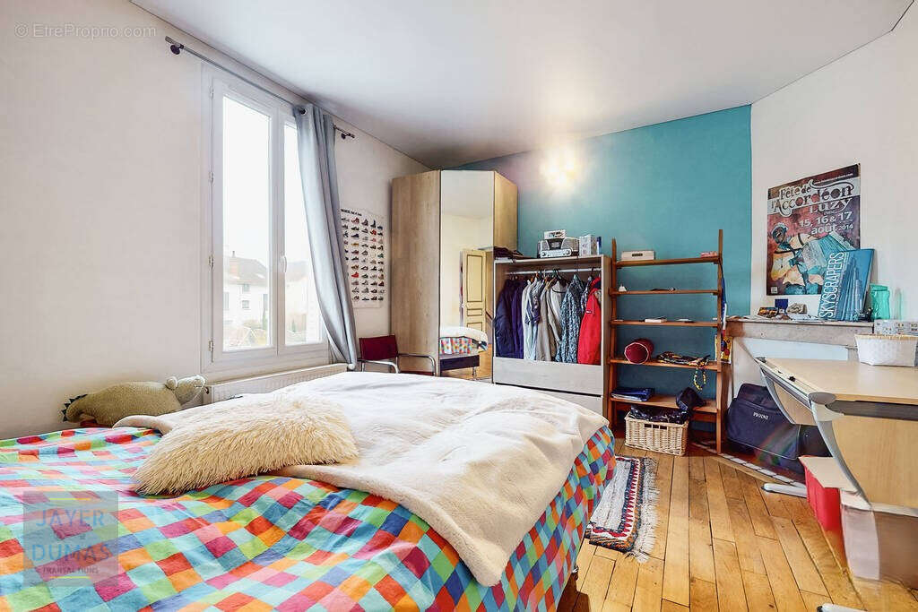 CHALON-SUR-SAONE - Belle maison au calme avec Garage et Piscine - - photo 6