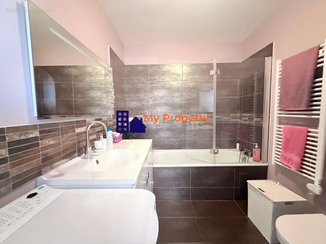 Appartement à HOUILLES