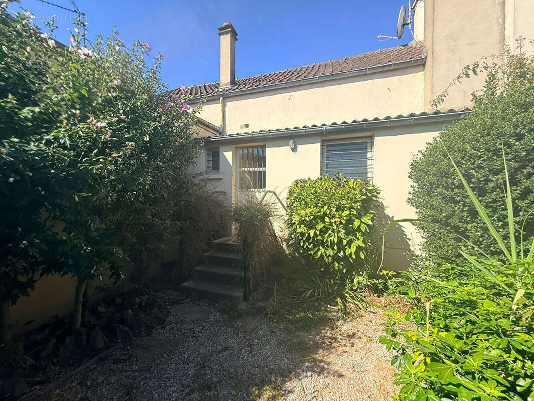 Maison Les Mureaux 4 pièce(s) 57.53 m2 - photo 10