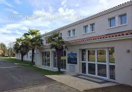 Appartement à EPARGNES