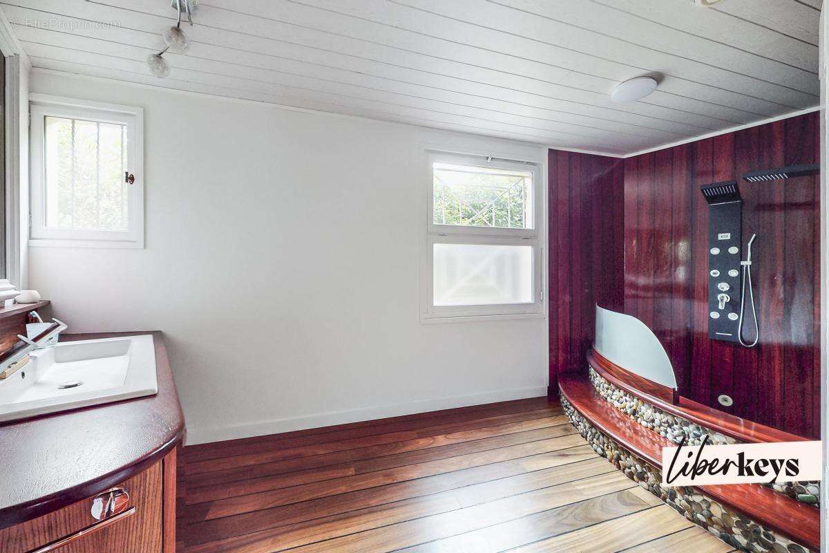 Maison 169 m2 4 Chambres - Baurech - photo 6