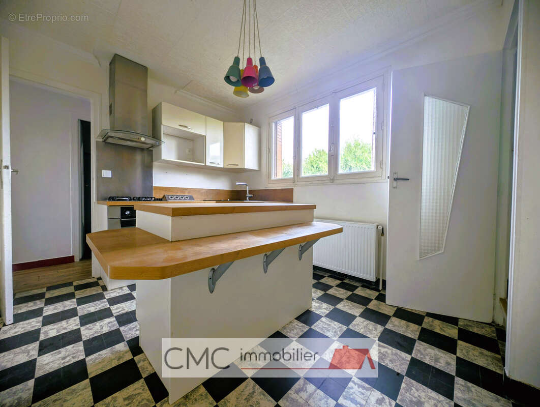 Maison 97 m² à Chartres  - photo 2