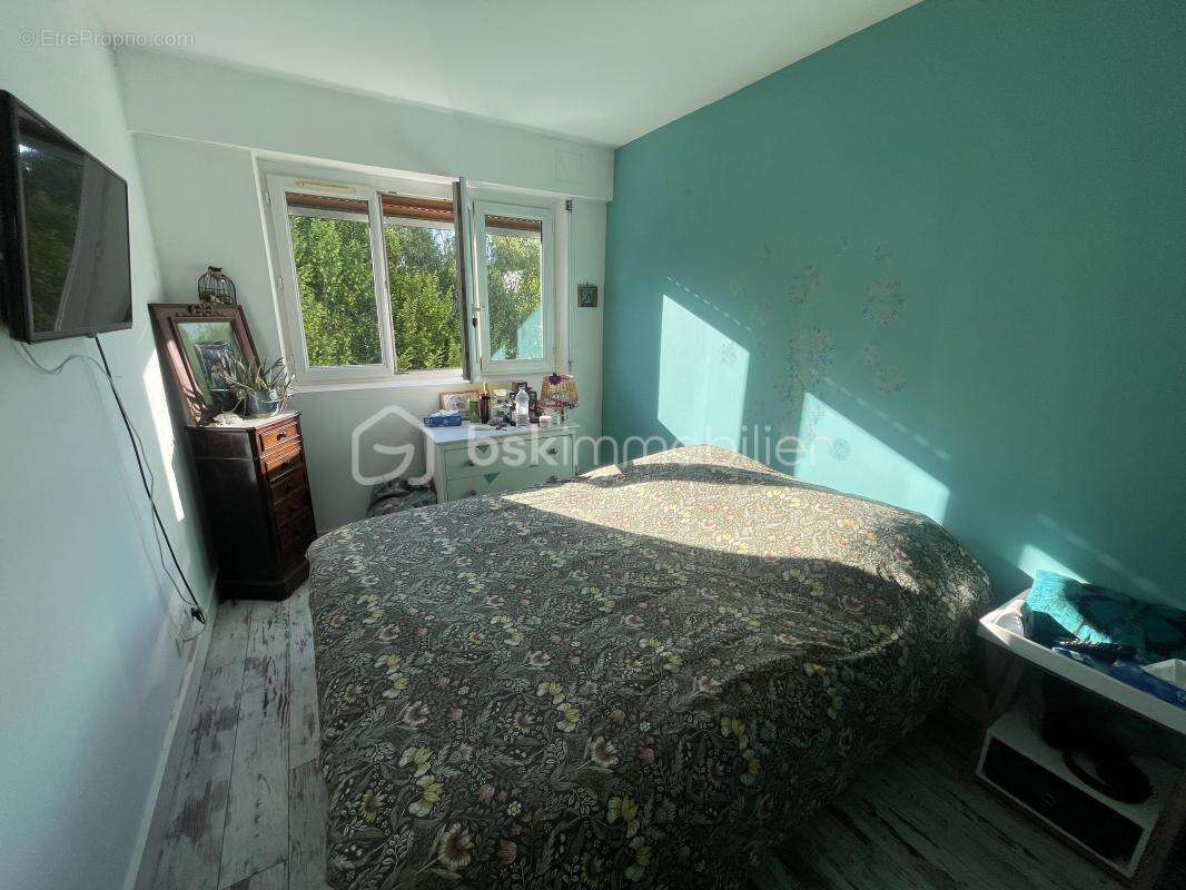 Appartement à CHILLY-MAZARIN