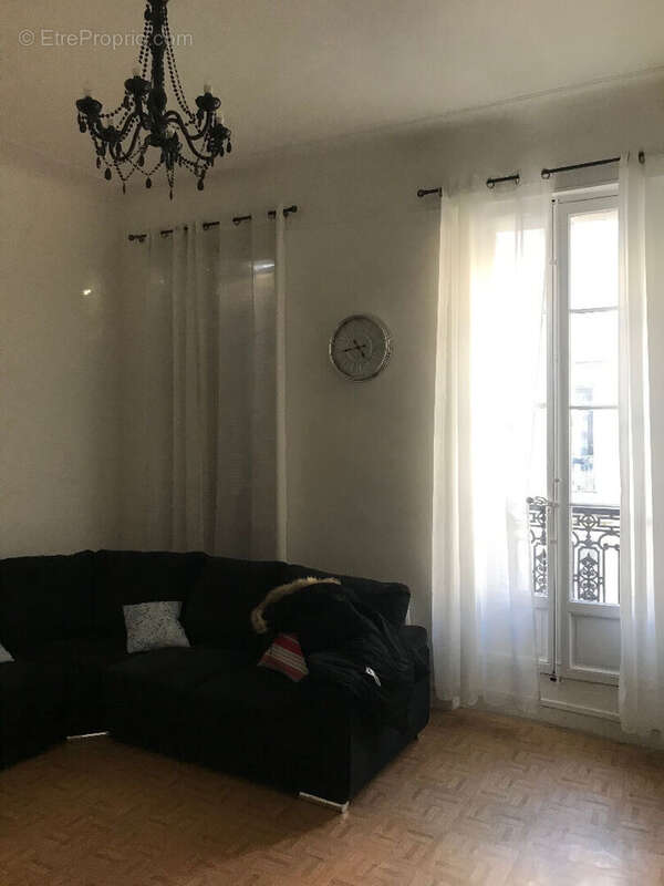 Appartement à MARSEILLE-2E